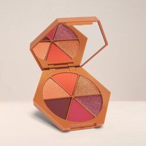 Em Cosmetics Divine Skies eyeshadow palette in faded clementine